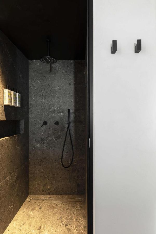 Cubic Mykonos Seafront Design Suites أورنوس المظهر الخارجي الصورة