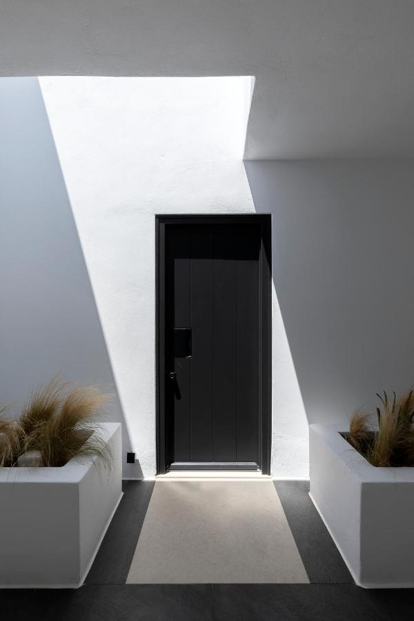 Cubic Mykonos Seafront Design Suites أورنوس المظهر الخارجي الصورة